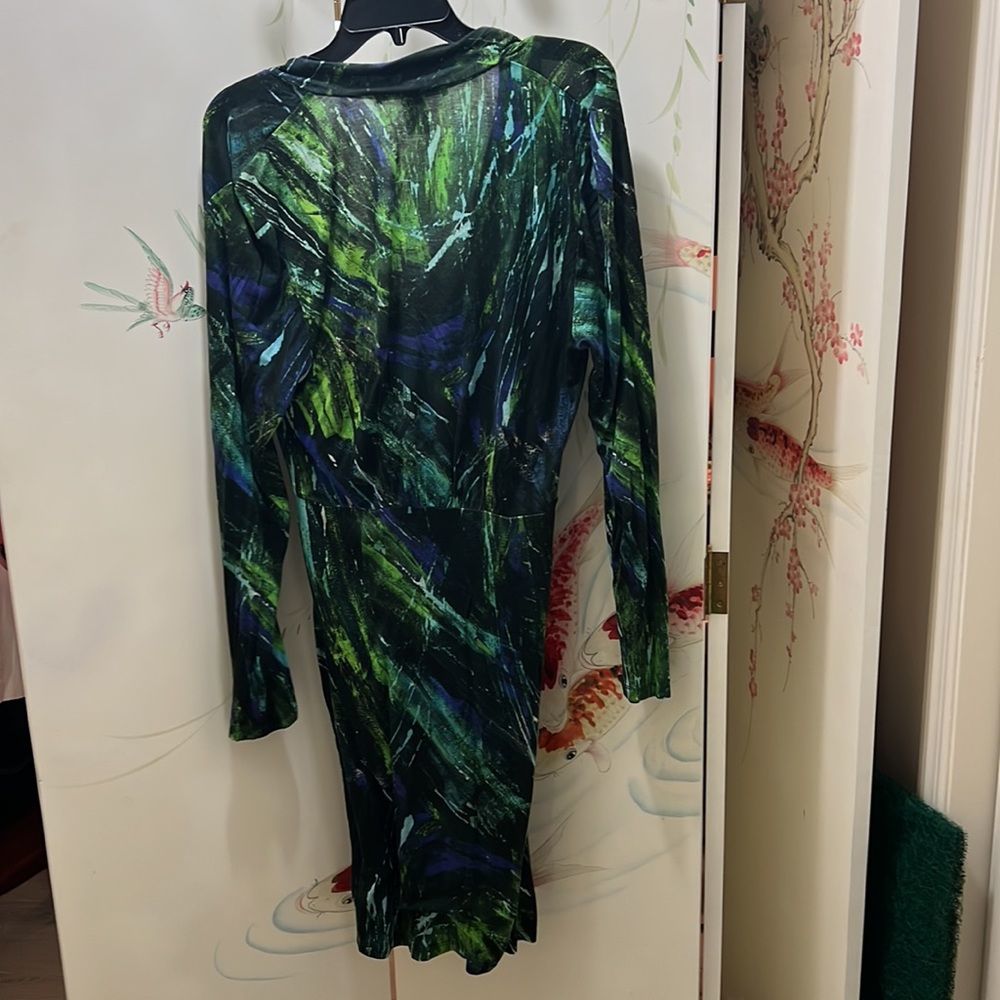 Dress  - Picture 7 of 7